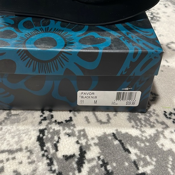 Black platform booties - Picture 7 of 7